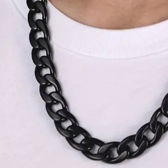 New! MEN'S Black 15mm Cuban Link Chain. 22 Inch - Picture 2 of 2